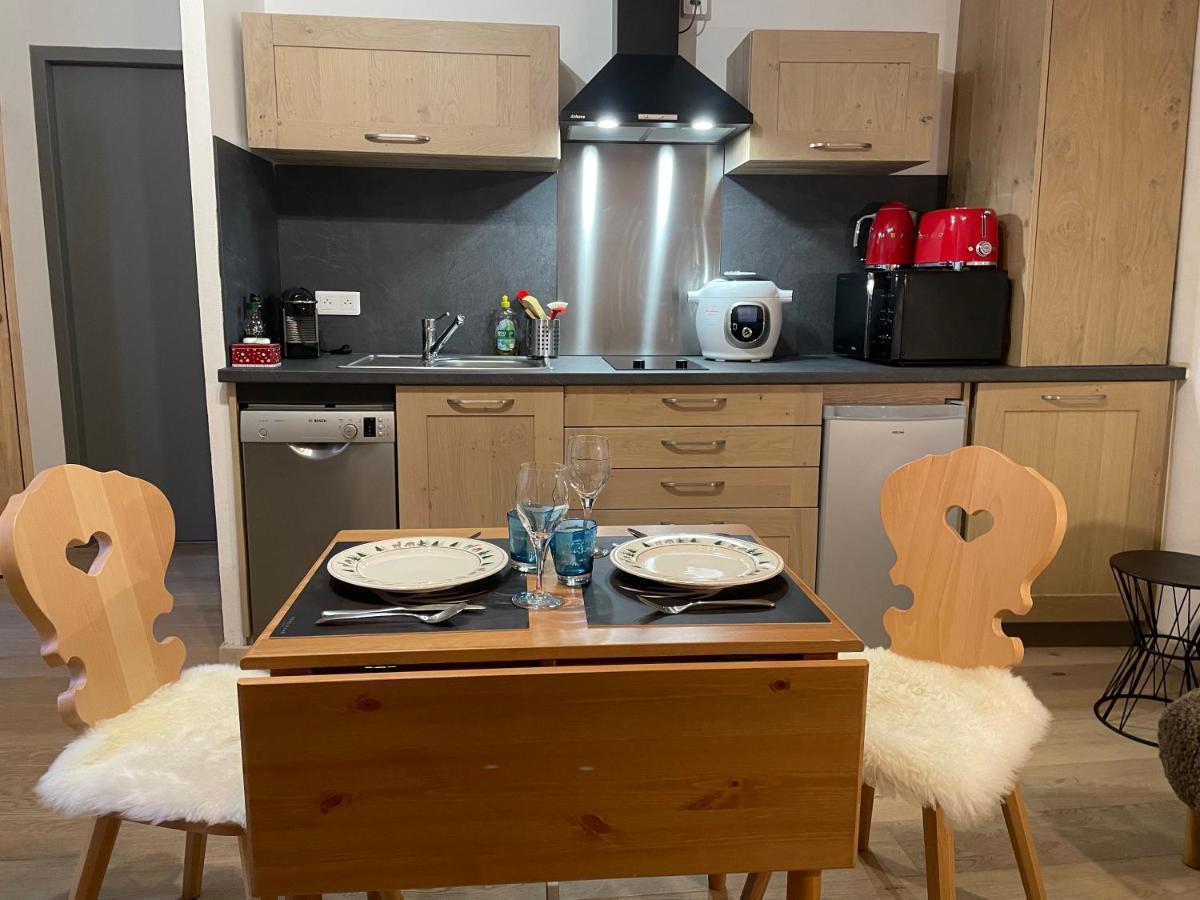 T2 30M2 Plein Centre, Lit Fait, Linge Fourni, Wifi Apartment Cauterets Luaran gambar
