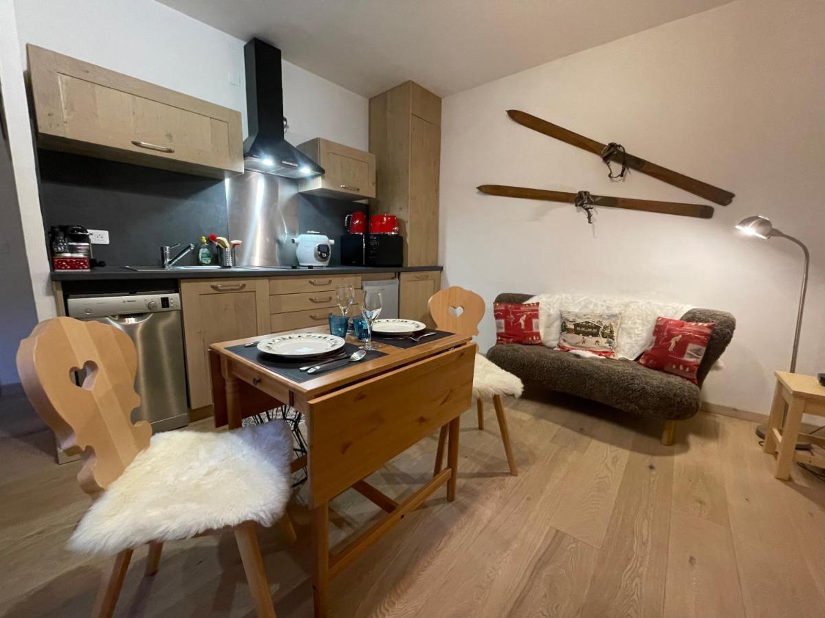 T2 30M2 Plein Centre, Lit Fait, Linge Fourni, Wifi Apartment Cauterets Luaran gambar