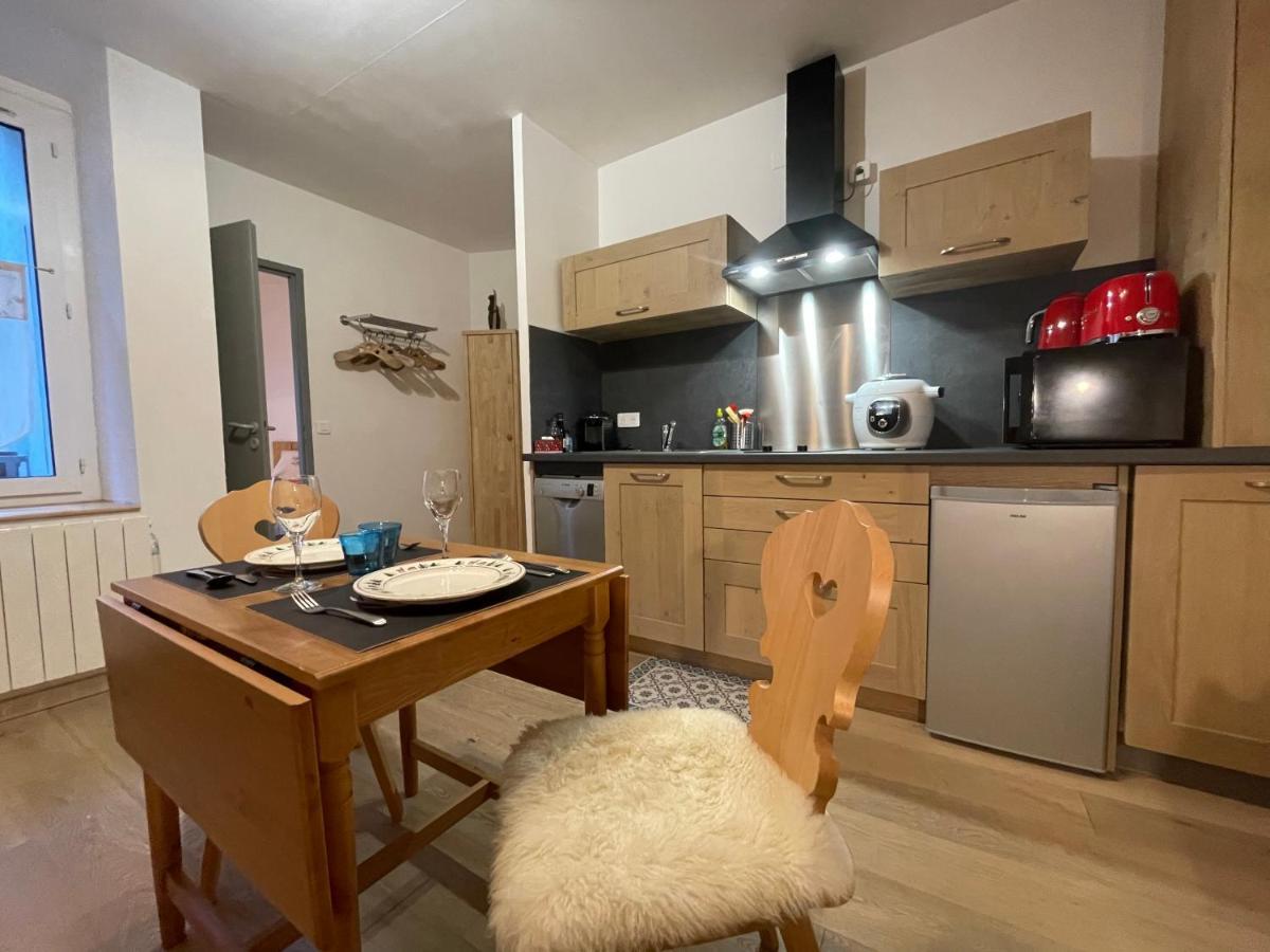 T2 30M2 Plein Centre, Lit Fait, Linge Fourni, Wifi Apartment Cauterets Luaran gambar